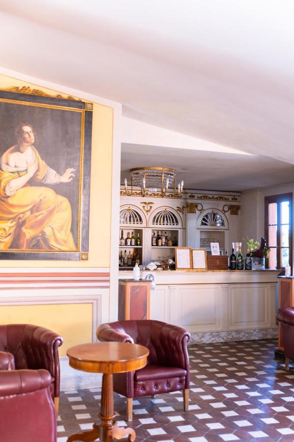 Il Piccolo Castello Hotel มอนเตริจโจนี ภายนอก รูปภาพ